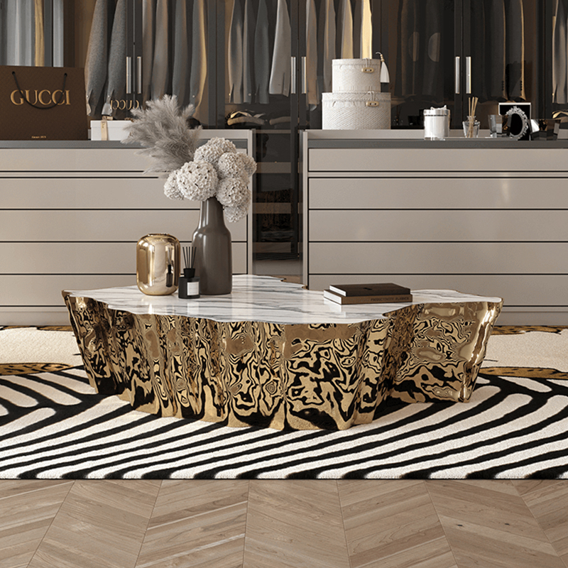 Beliebter Couchtisch aus Metall im Baumstamm-Design aus goldfarbenem Edelstahl